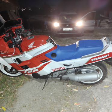 Honda CBR 1000F, 1991, 30 000 км