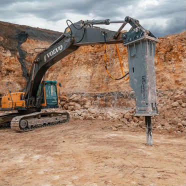 Гидромолот для экскаватора Komatsu PC-400