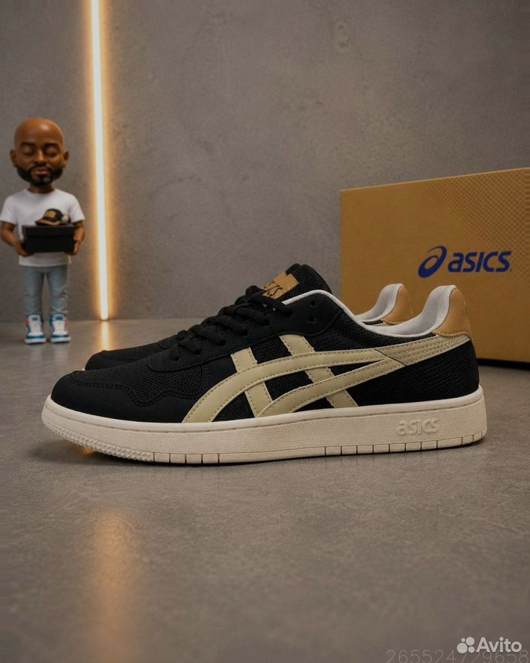Кроссовки Asics, Минусинск