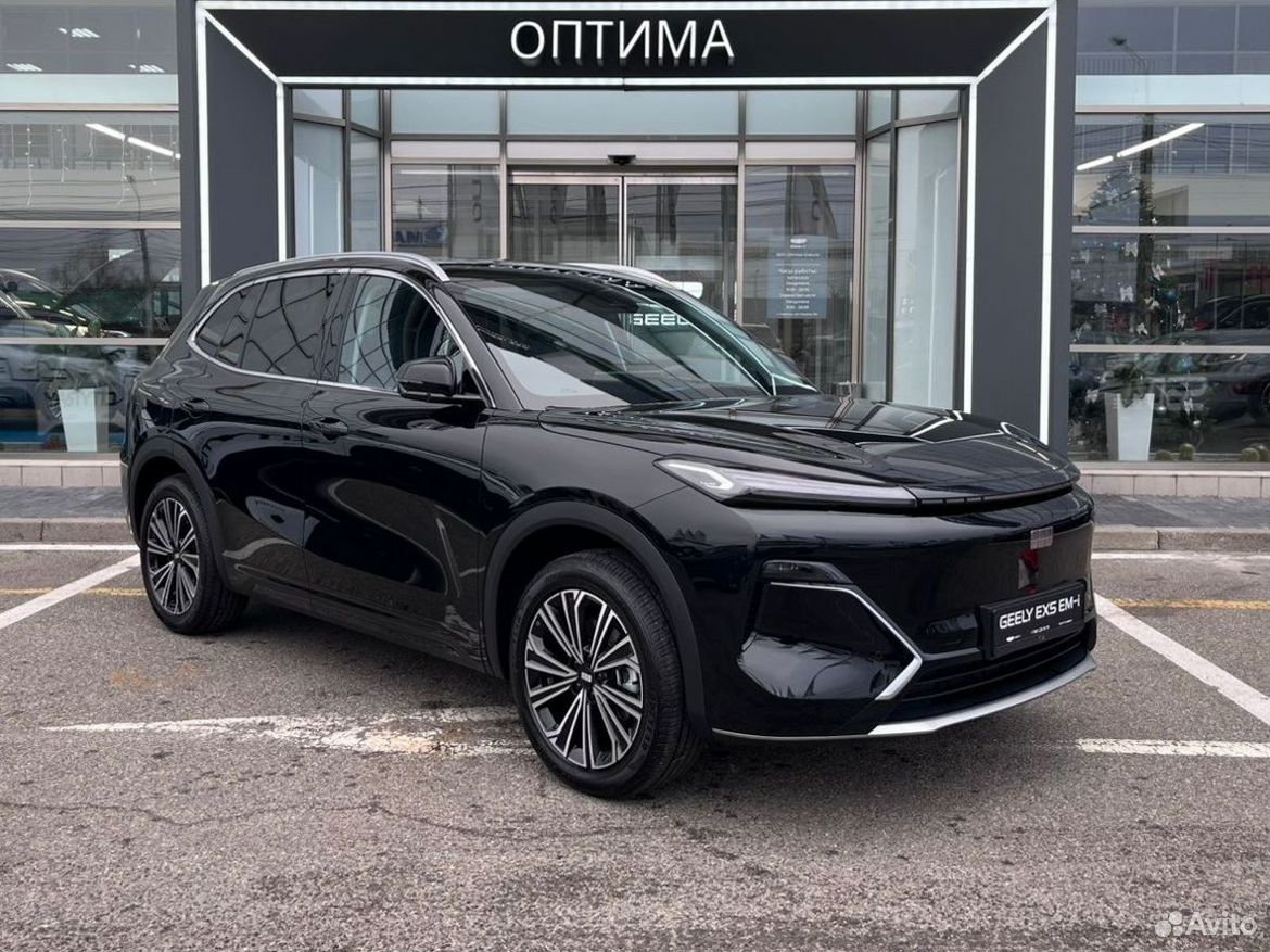 Geely EX5 Гибрид 1.5 AT, 2026